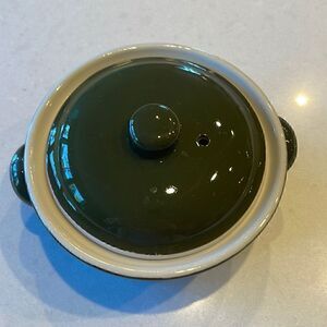 Hall 73 green container with lid excellent condition. Army green handles, fun pc